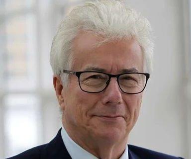 Ken Follett